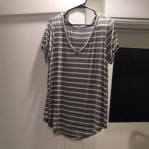 American Eagle Outfitters T-Shirt